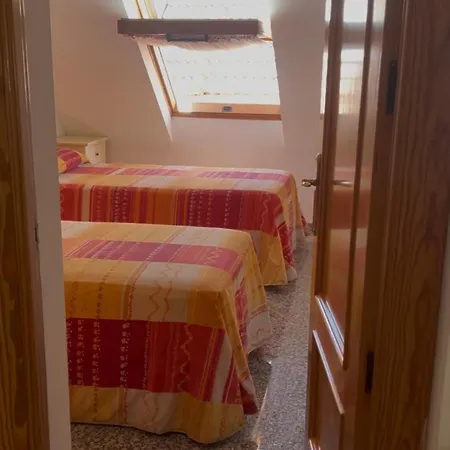 Piso Dos Y Gran Terraza * فوينخيرولا